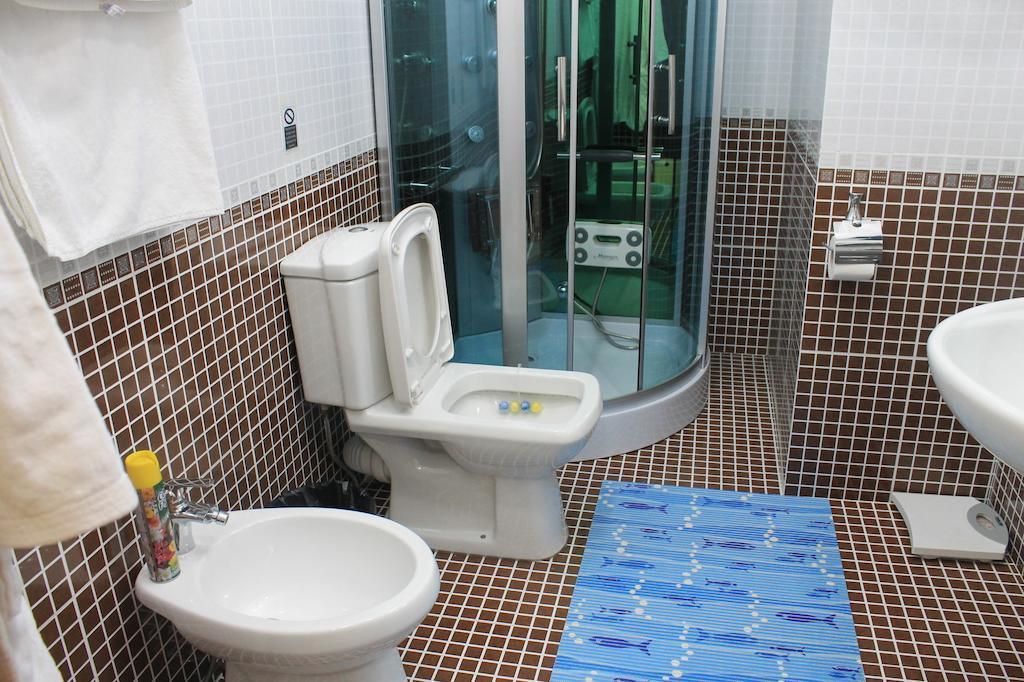 Atlas B&B Hotel Doesjanbe Kamer foto